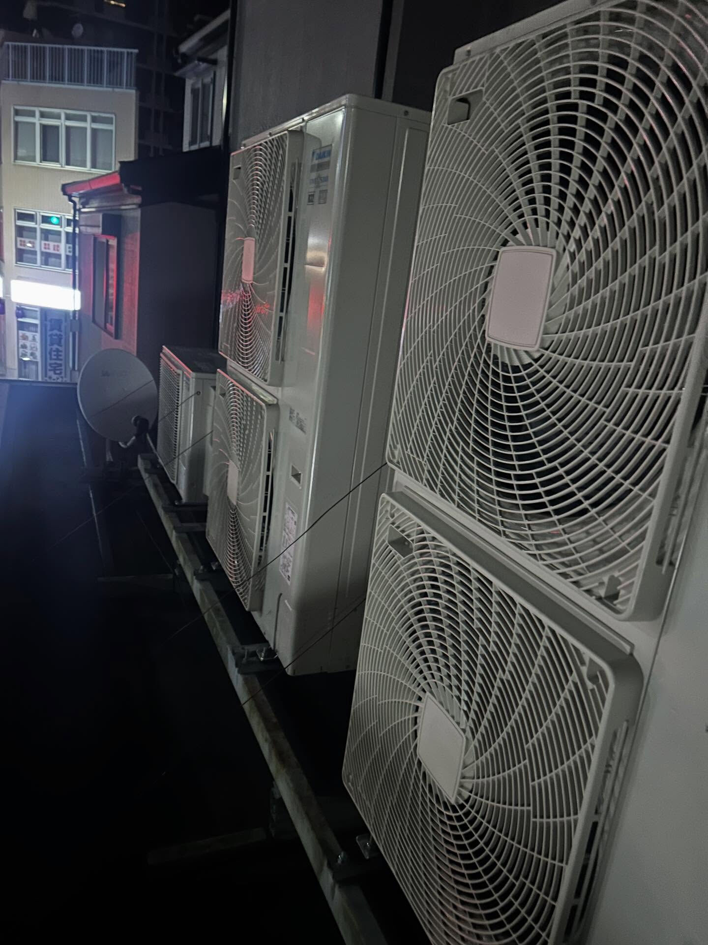京都市でエアコンの更新をお考えの飲食チェーン店様へ🌟 夜間工